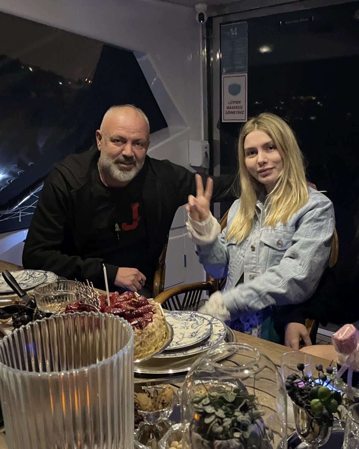 restoran ve helikopterde vip dogum gunu 9