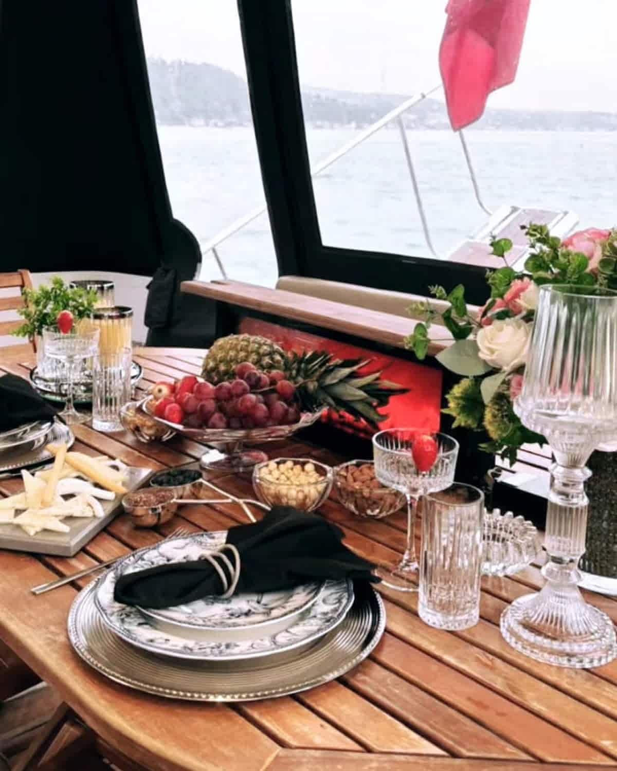 restoran ve yatta vip evlilik yildonumu galeri 130