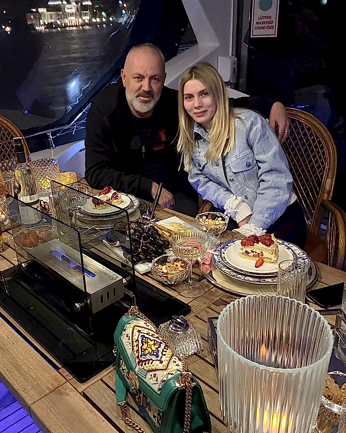 yatta teknede evlilik teklifi 126